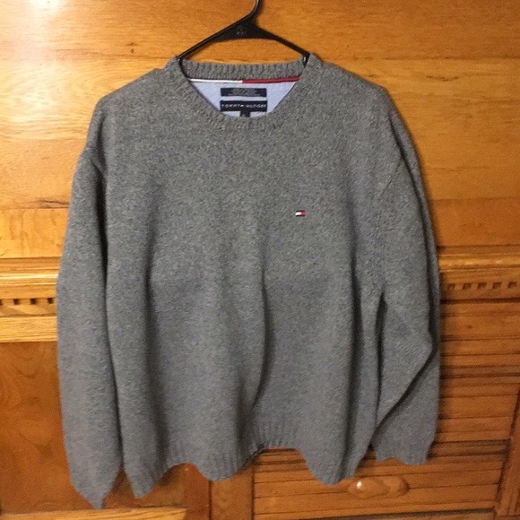 Tommy Hilfiger Other - Tommy Hilfiger Gray Crewneck Sweater